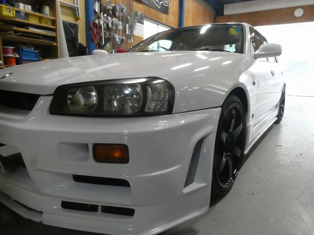 R34スカイライン